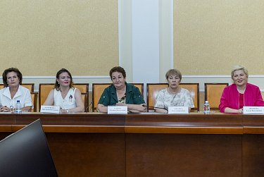 Союз женщин России укрепляет связи